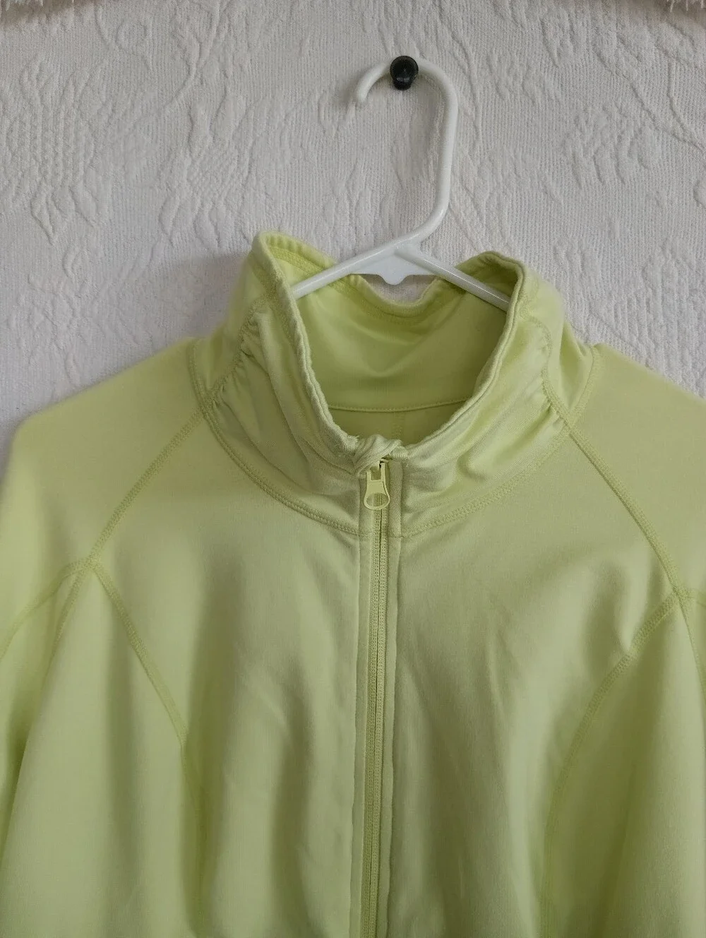Zella Lime Green Workout Jacket Stretchy Neon Activewear Hiking Ruched Gorpcore - Picture 2 of 10